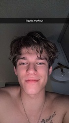 Alex Sampson : alex-sampson-1747153637.jpg