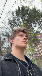 Alex Sampson : alex-sampson-1747153643.jpg