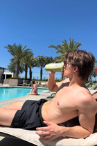 Alex Sampson : alex-sampson-1747954128.jpg