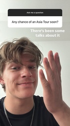 Alex Sampson : alex-sampson-1749736531.jpg