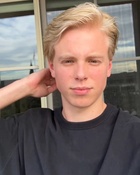 Photo of Carson Lueders