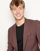 Jake Satow : jake-satow-1746982488.jpg