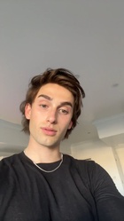 Johnny Orlando : johnny-orlando-1746723112.jpg