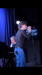 Johnny Orlando : johnny-orlando-1749140580.jpg