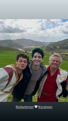 Milo Manheim : TI4U1752244407.jpg