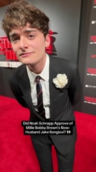 Noah Schnapp : noah-schnapp-1747857563.jpg