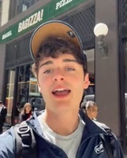 Noah Schnapp : noah-schnapp-1747859607.jpg