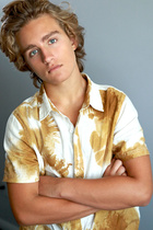 Tait Blum : tait-blum-1751034388.jpg