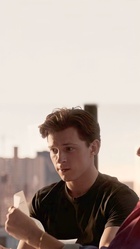 Tom Holland : tom-holland-1736955058.jpg